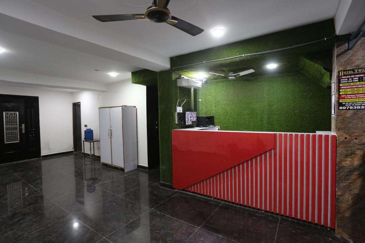 Hotel Twamev Couple Friendly Laxmi Nagar Yeni Delhi Dış mekan fotoğraf